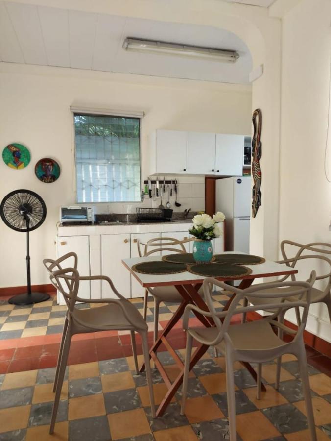 Casa Congo & Casa Rayo - Restaurante - Galeria De Arte Couette-café 3*