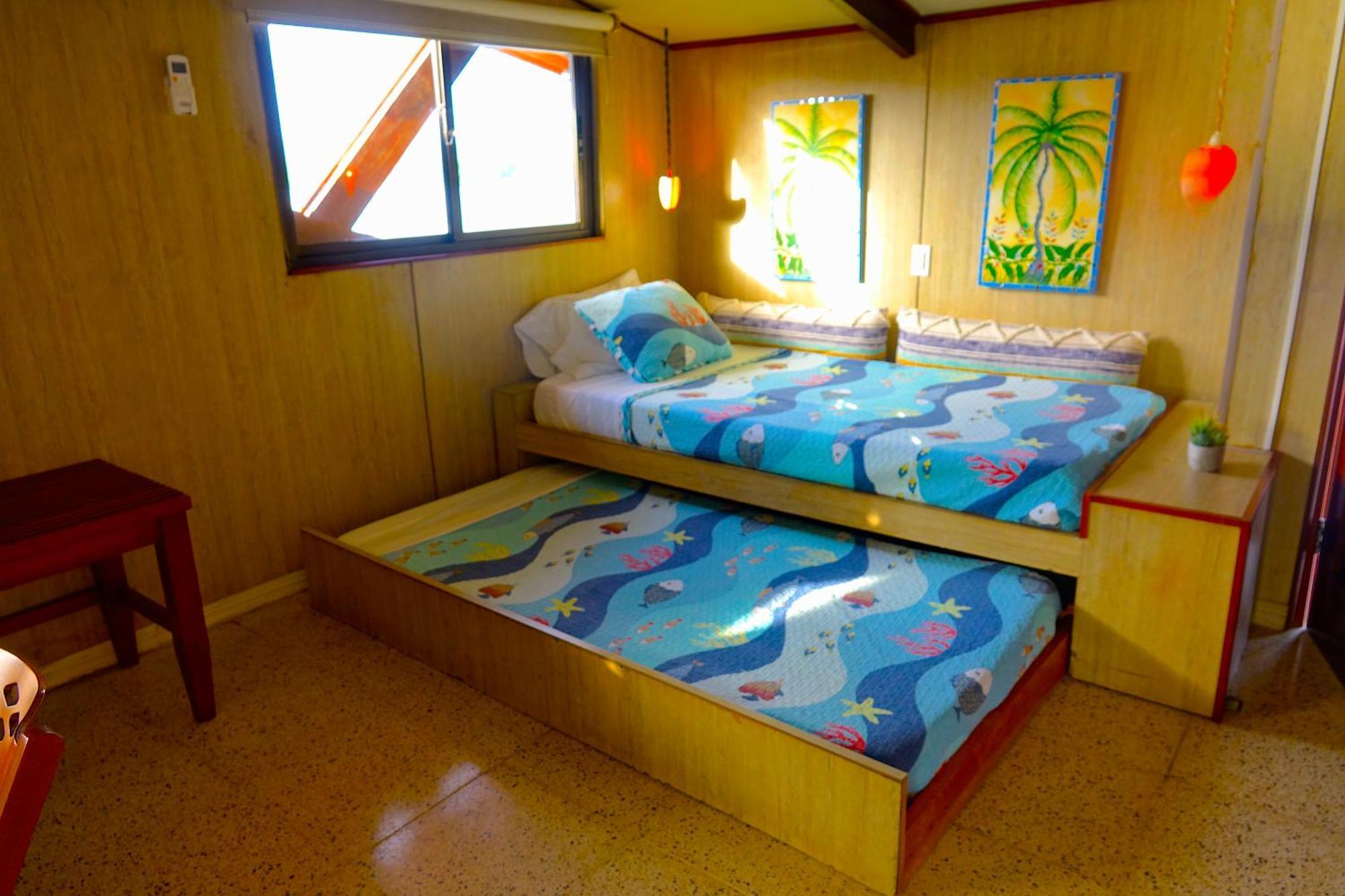 Couette-café Casa Congo & Casa Rayo - Restaurante - Galeria De Arte Portobelo